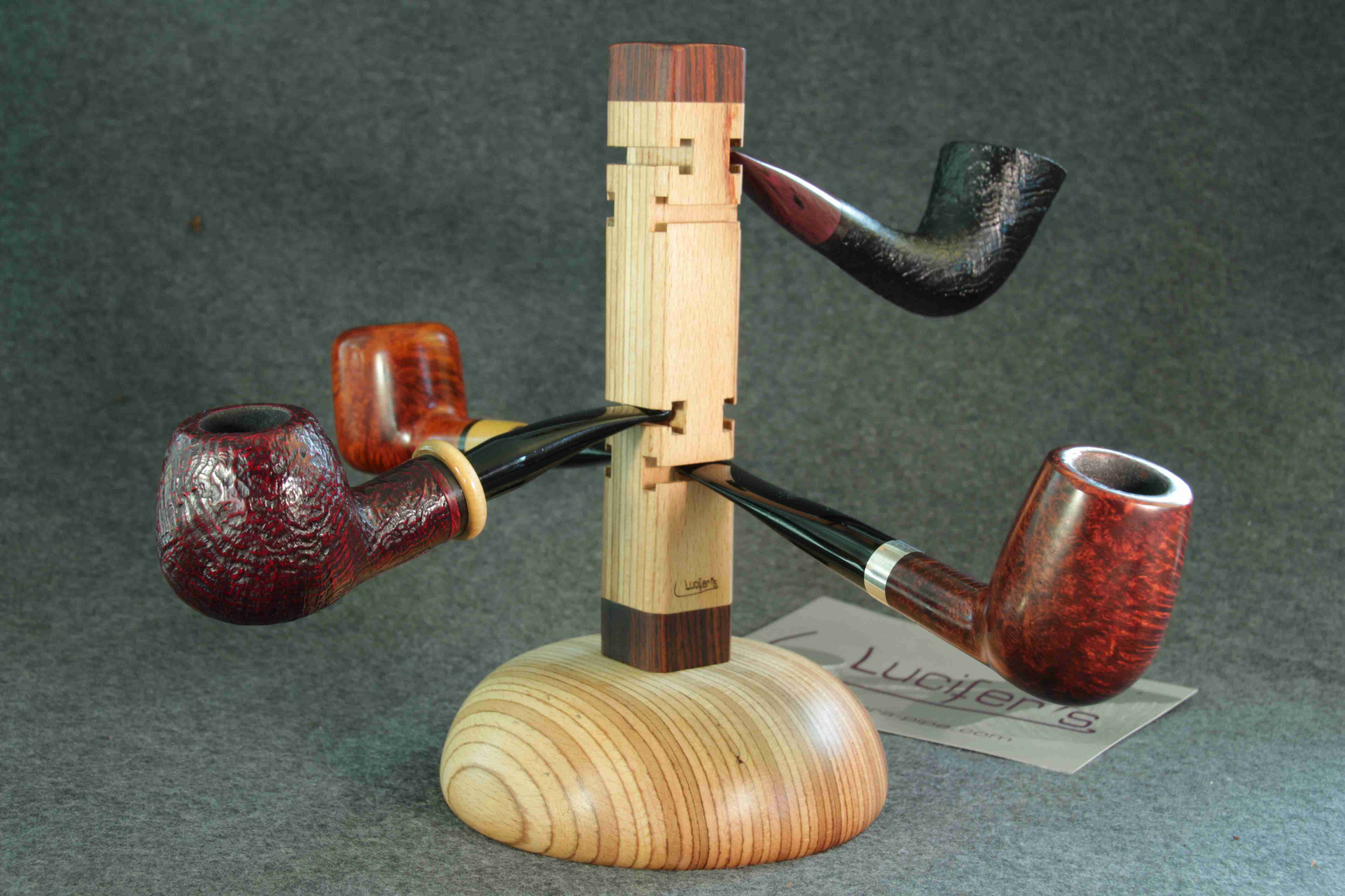 http://www.lucifers-pipe.com/images/product_images/original_images/St%C3%A4nder02-2.JPG